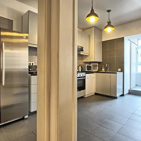 Apartment Sao Pedro 30 Guests Lisbon