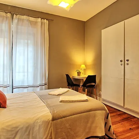 Sao Pedro 30 Guests Appartamento