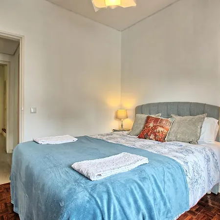 Appartamento Sao Pedro 30 Guests *